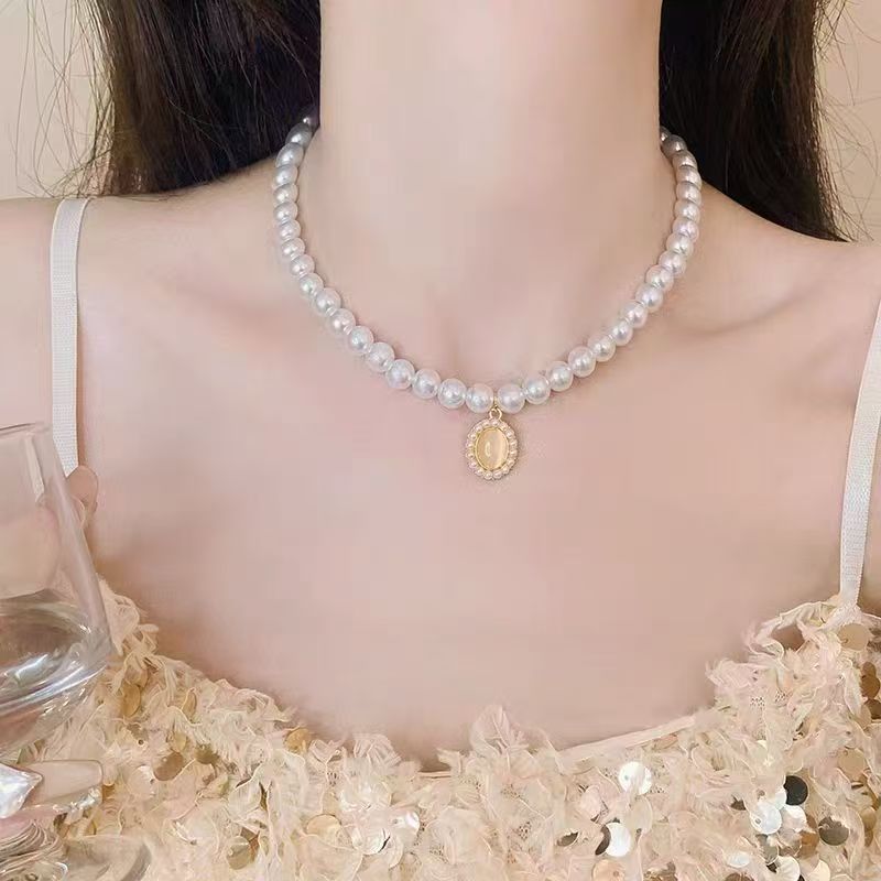 Gentle Cat-Eye Pearl Set