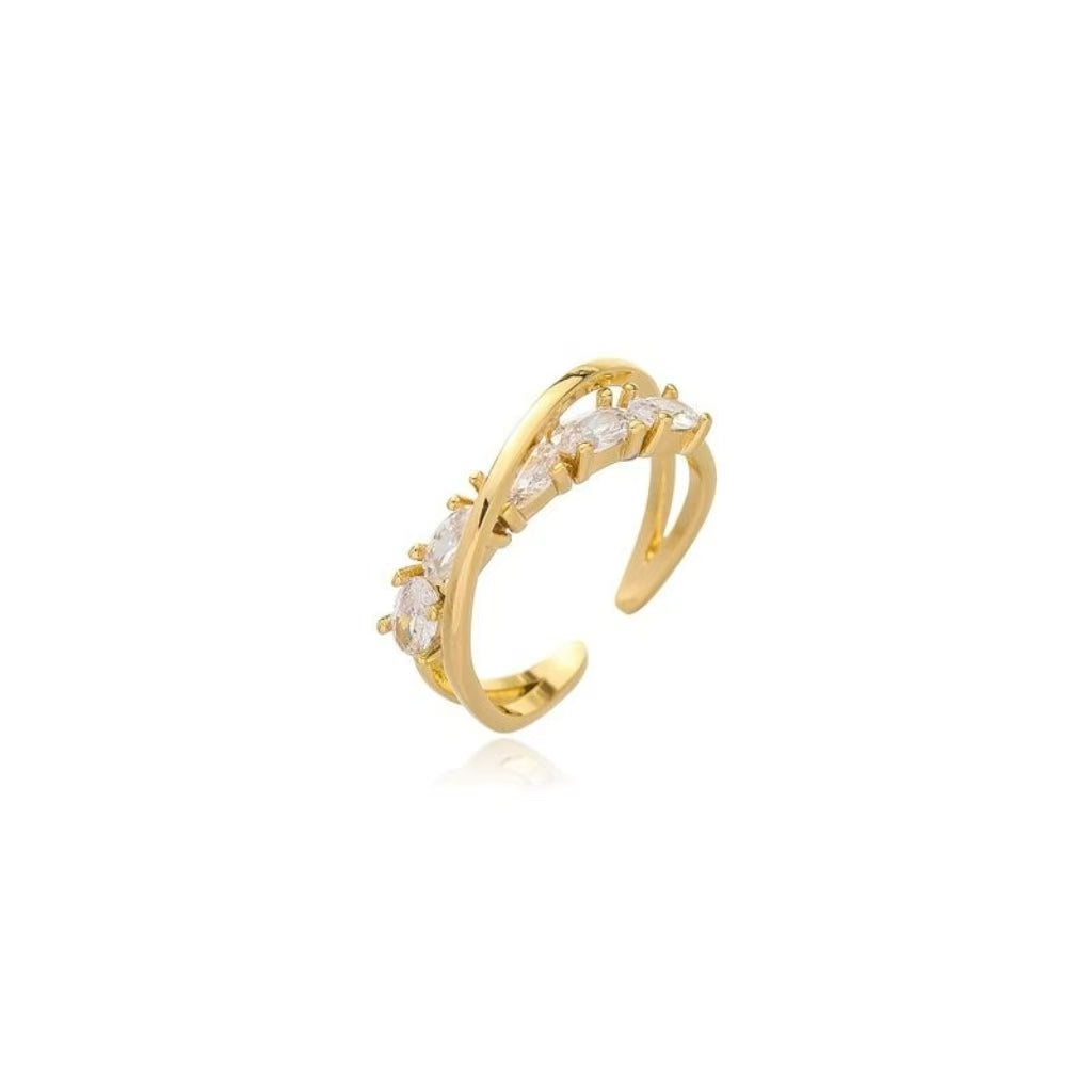 Double-layered marquise zircon ring