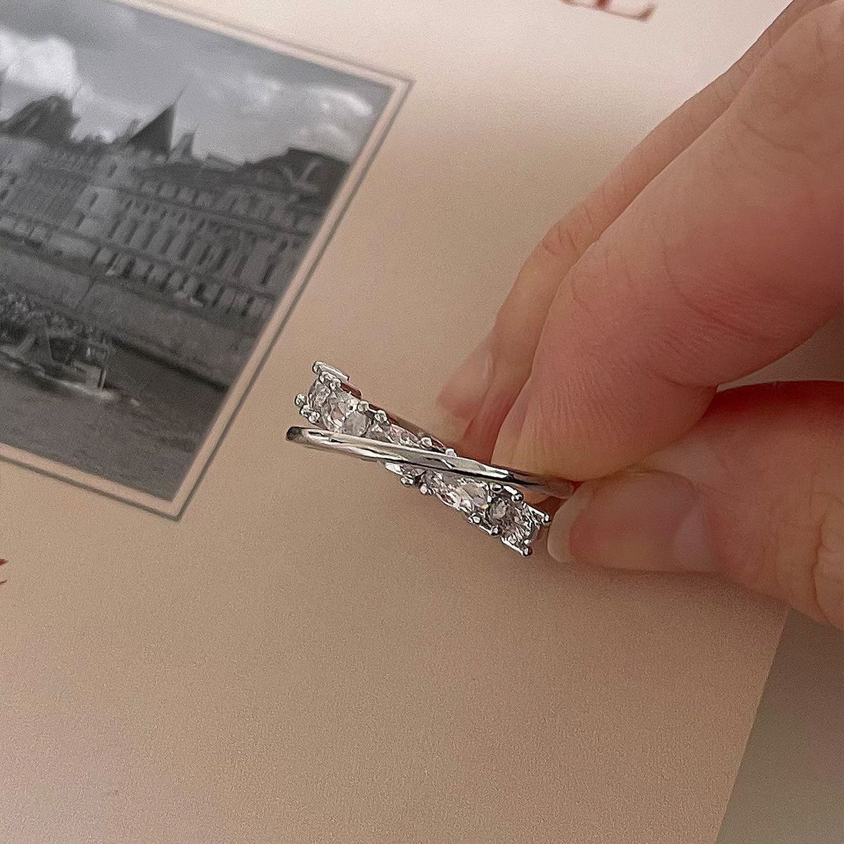 Double-layered marquise zircon ring