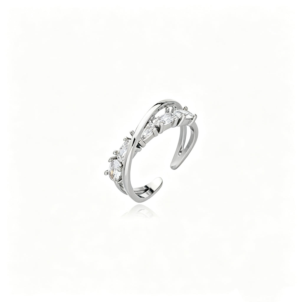 Double-layered marquise zircon ring