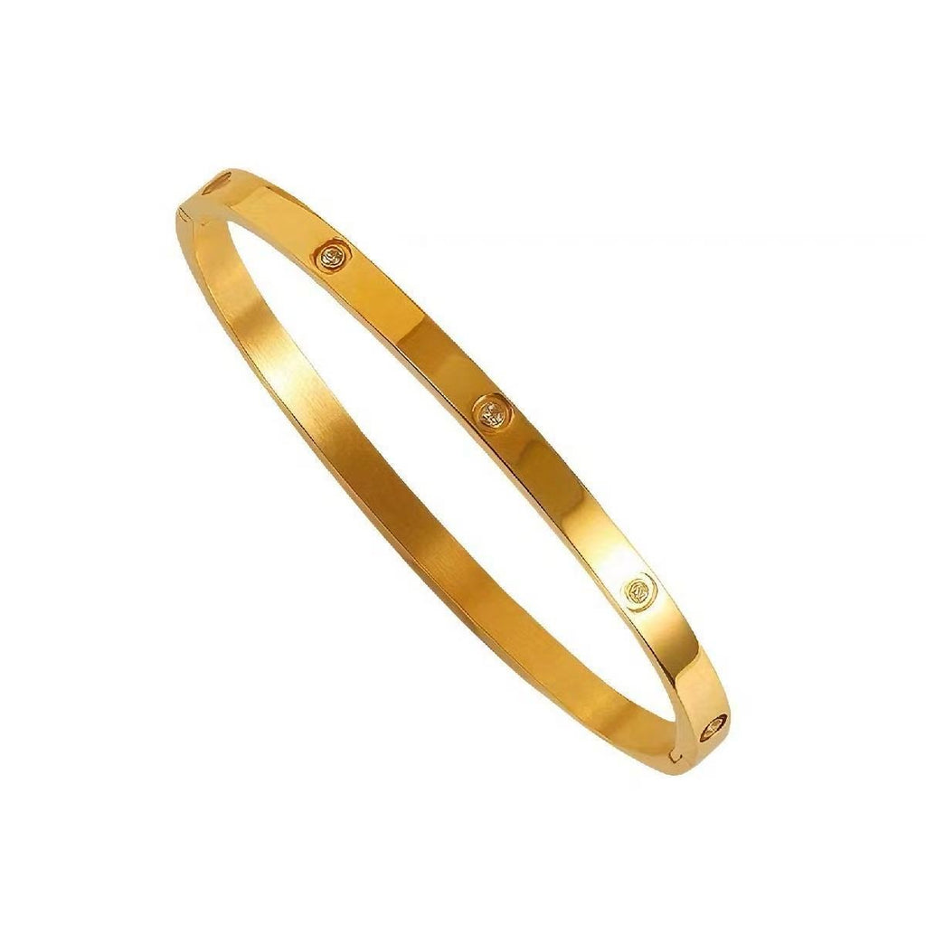 Classic style bracelet