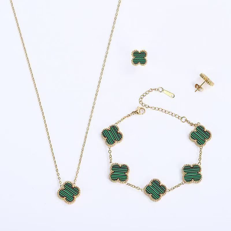 Classic Four-Leaf Clover Set