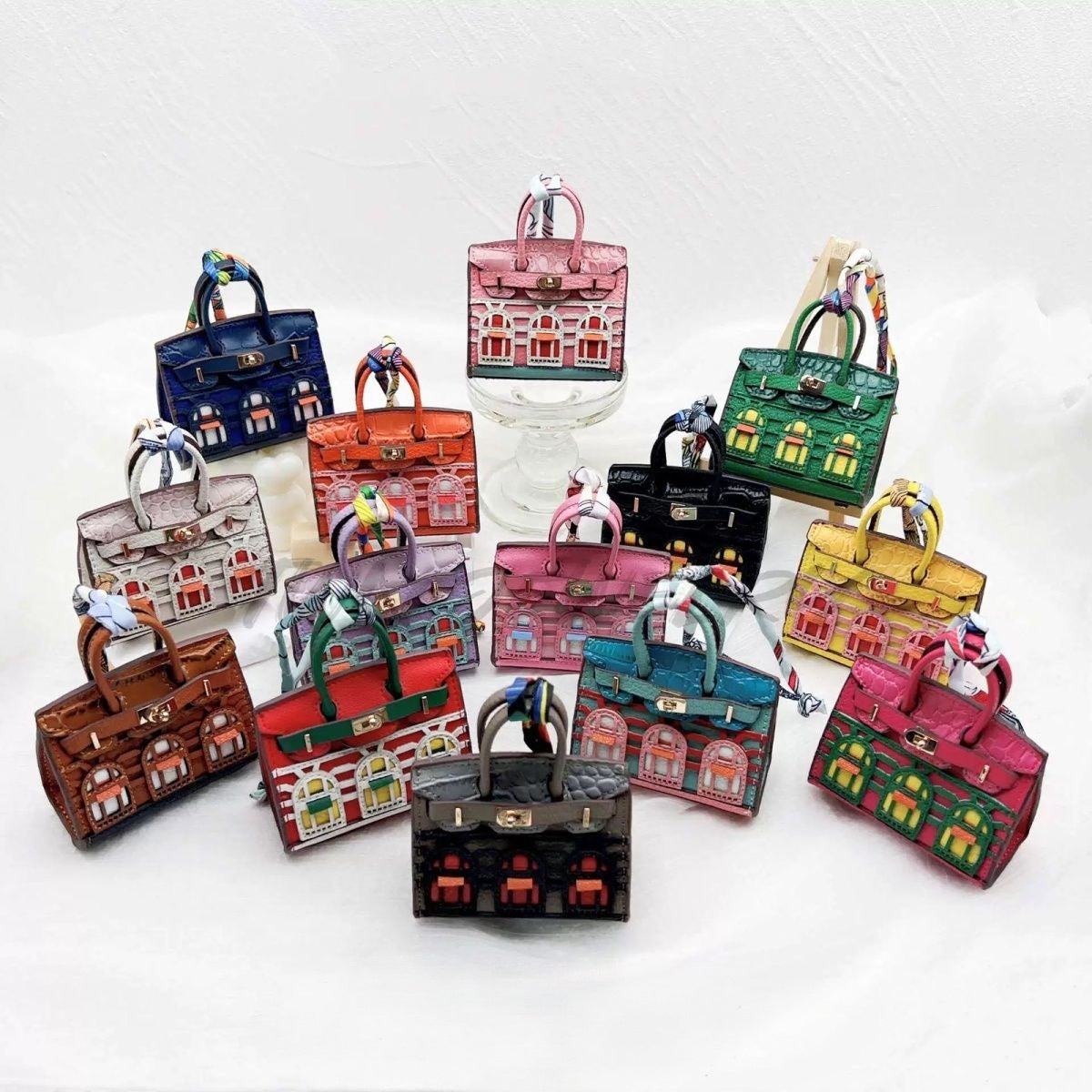 Mini house pendant bag