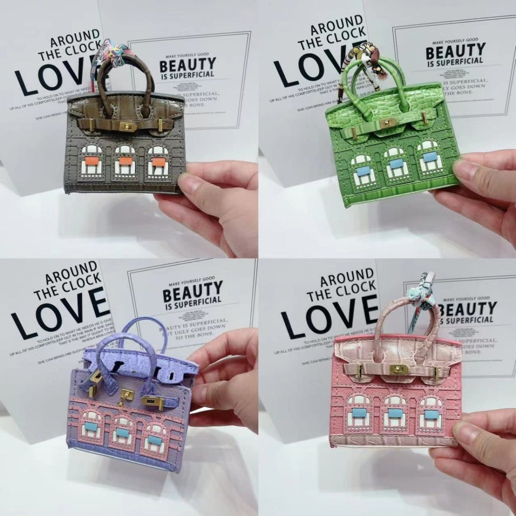 Mini house pendant bag