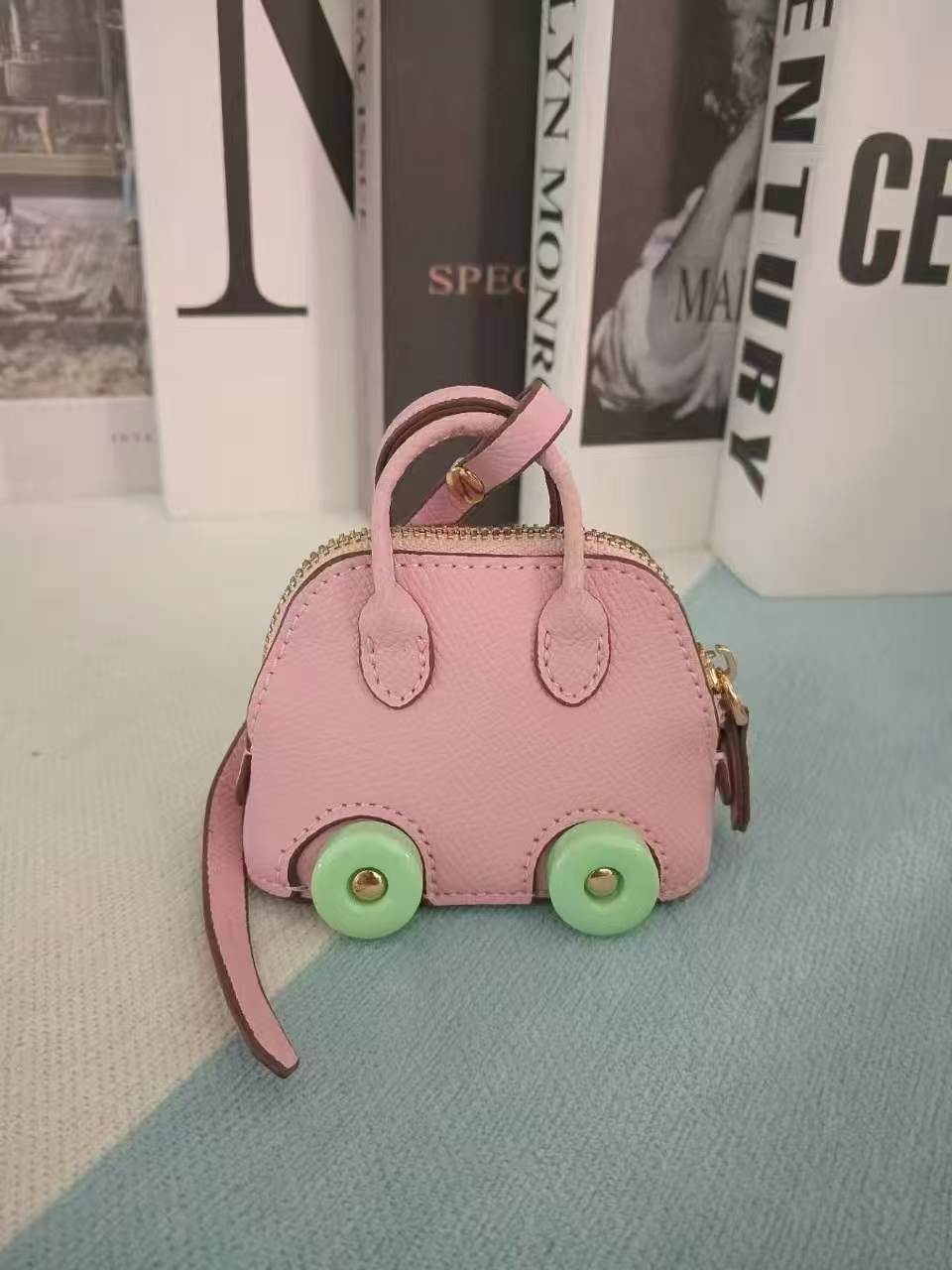 Mini Seashell Bus Charm