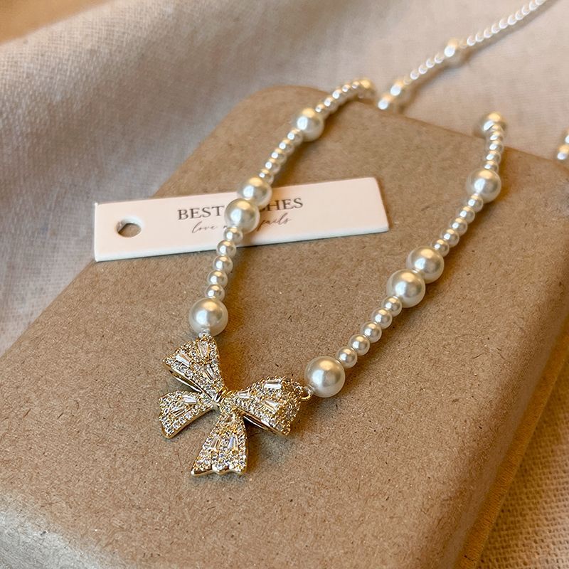Butterfly Pearl Clavicle Necklace