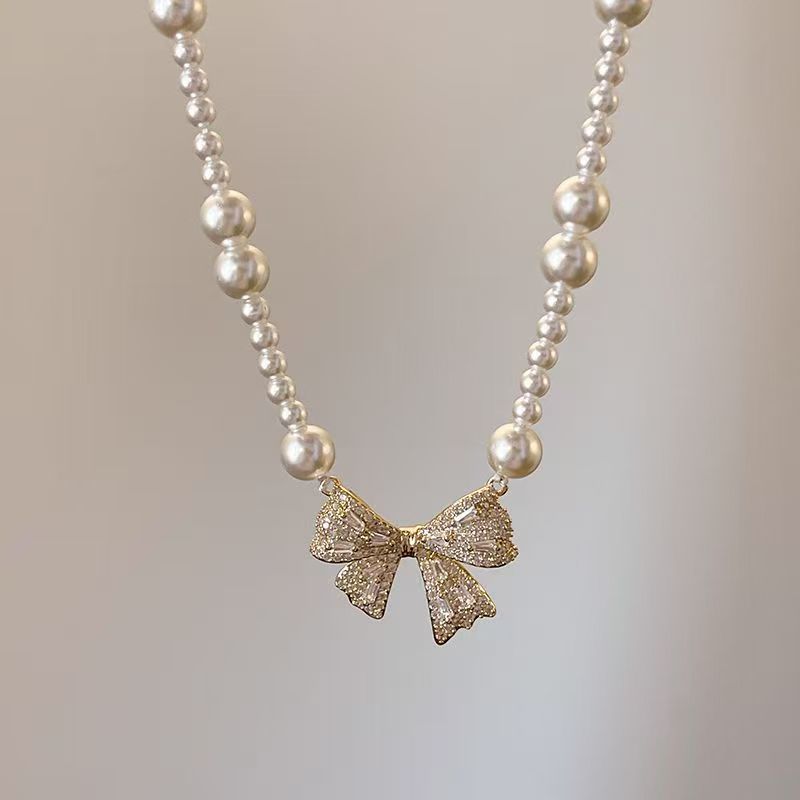 Butterfly Pearl Clavicle Necklace
